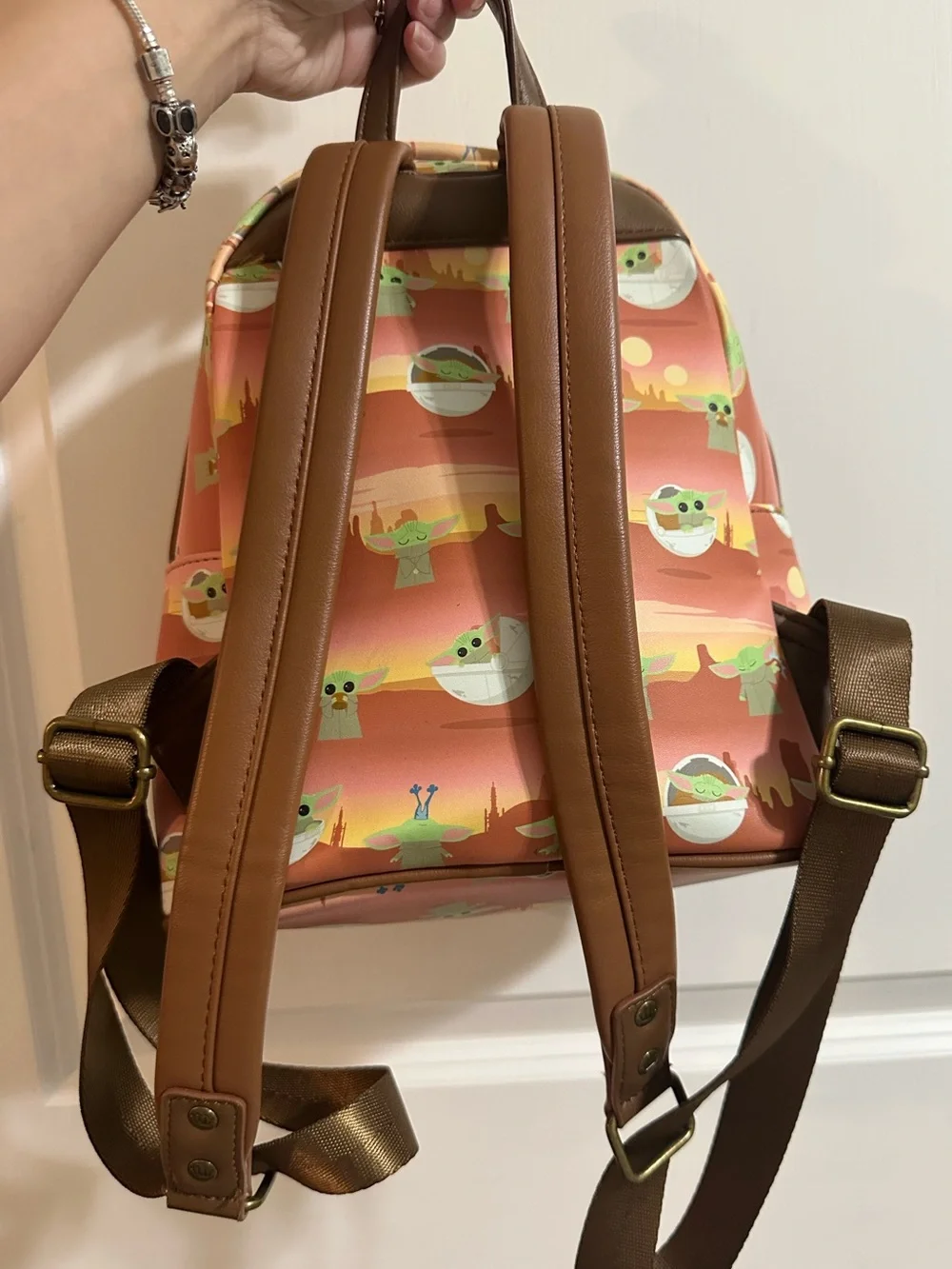 Baby Yoda/Grogu Mandalorian Loungefly Mini Backpack